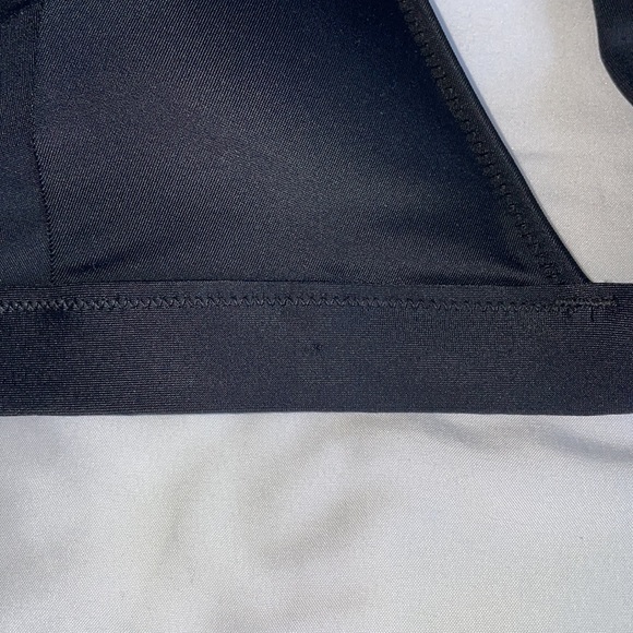 Victoria’s Secret Swim Suit Top - Picture 6 of 7